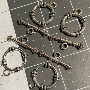 Findings: 4 vintage T-Clasp 18mm